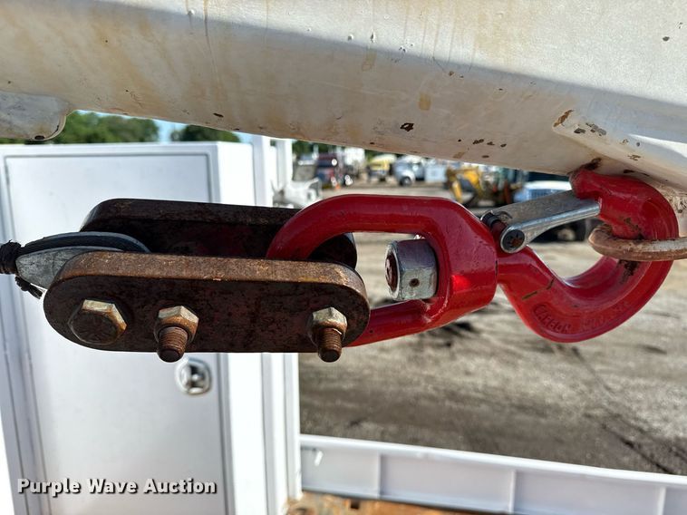 image for item EG5933 2006 Freightliner Business Class M2 Crew Cab utility / service truck