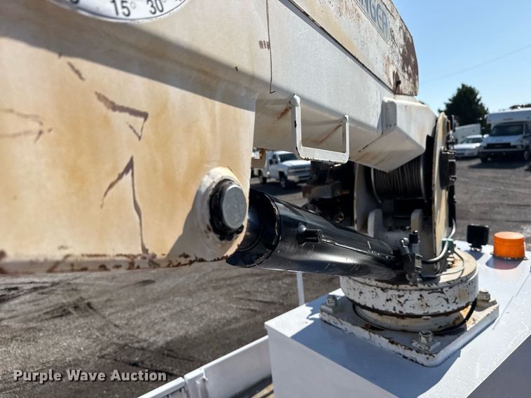 image for item EG5933 2006 Freightliner Business Class M2 Crew Cab utility / service truck