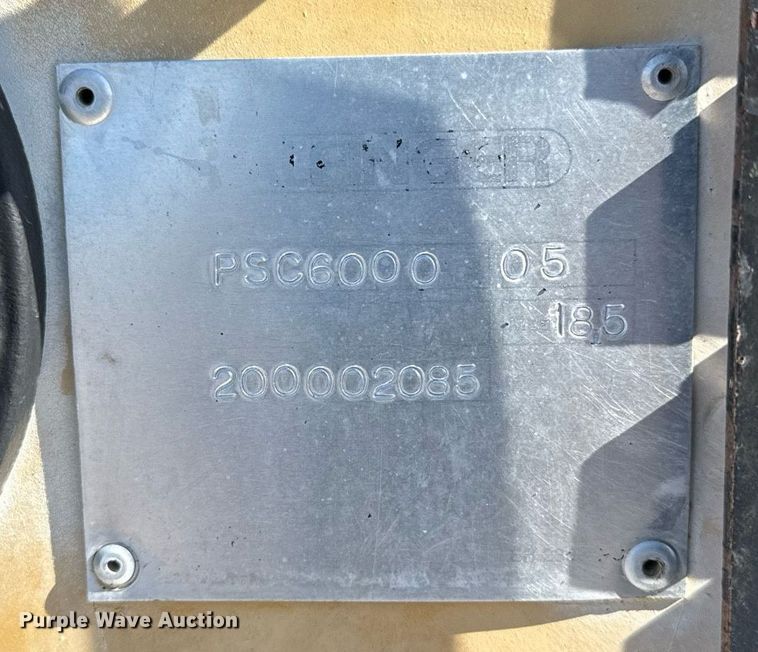 image for item EG5933 2006 Freightliner Business Class M2 Crew Cab utility / service truck