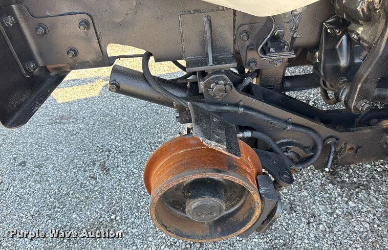 image for item EG5933 2006 Freightliner Business Class M2 Crew Cab utility / service truck