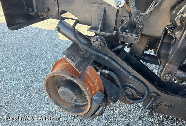 image for item EG5933 2006 Freightliner Business Class M2 Crew Cab utility / service truck