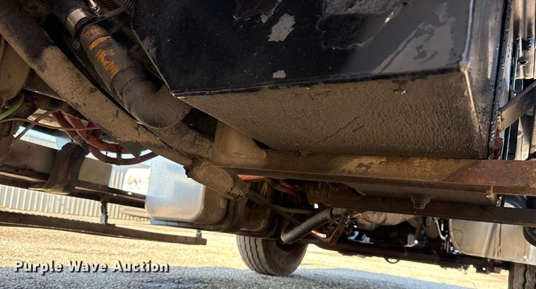 image for item EG5933 2006 Freightliner Business Class M2 Crew Cab utility / service truck