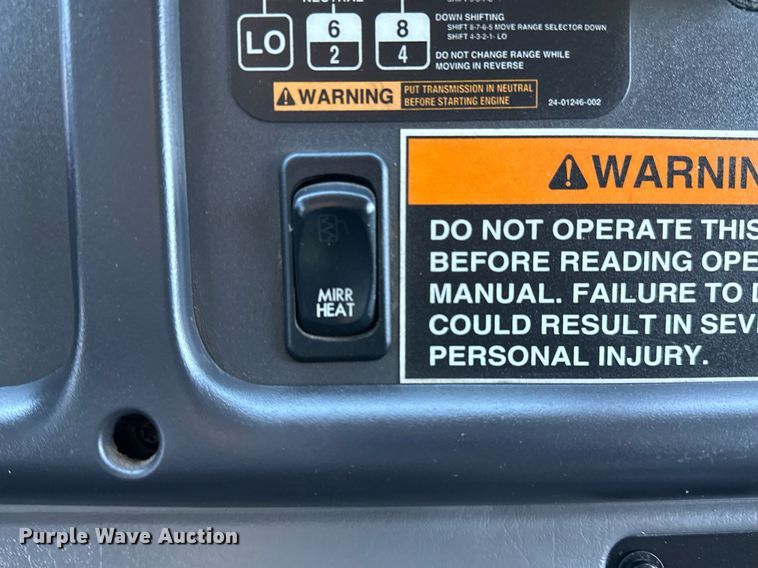 image for item EG5933 2006 Freightliner Business Class M2 Crew Cab utility / service truck