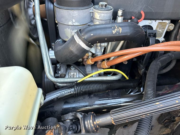 image for item EG5933 2006 Freightliner Business Class M2 Crew Cab utility / service truck