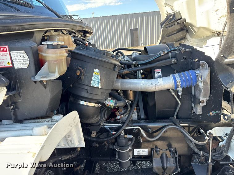 image for item EG5933 2006 Freightliner Business Class M2 Crew Cab utility / service truck