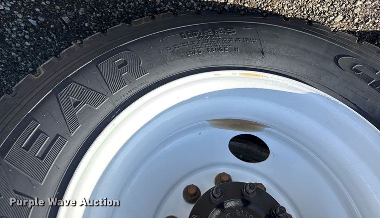 image for item EG5933 2006 Freightliner Business Class M2 Crew Cab utility / service truck