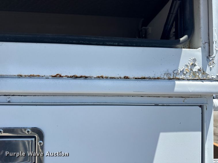 image for item EG5937 2015 Ford F750 Super Duty cable placer bucket truck