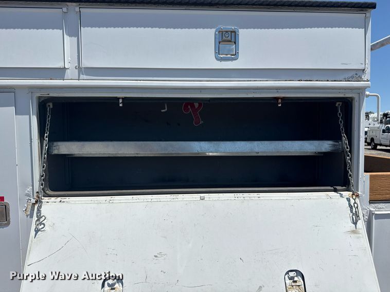 image for item EG5937 2015 Ford F750 Super Duty cable placer bucket truck