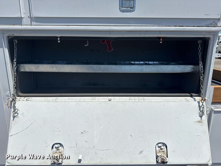 image for item EG5937 2015 Ford F750 Super Duty cable placer bucket truck