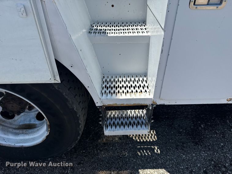 image for item EG5937 2015 Ford F750 Super Duty cable placer bucket truck