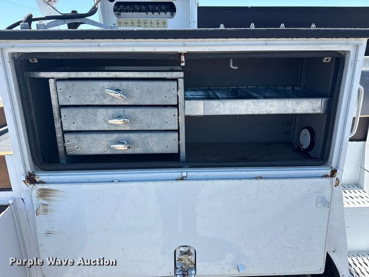 image for item EG5937 2015 Ford F750 Super Duty cable placer bucket truck