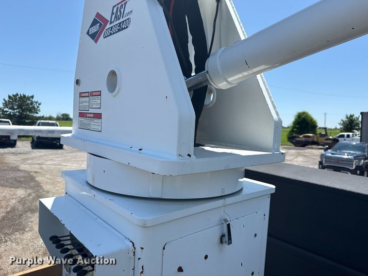 image for item EG5937 2015 Ford F750 Super Duty cable placer bucket truck