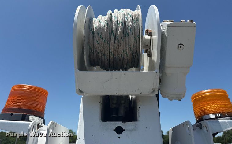 image for item EG5937 2015 Ford F750 Super Duty cable placer bucket truck