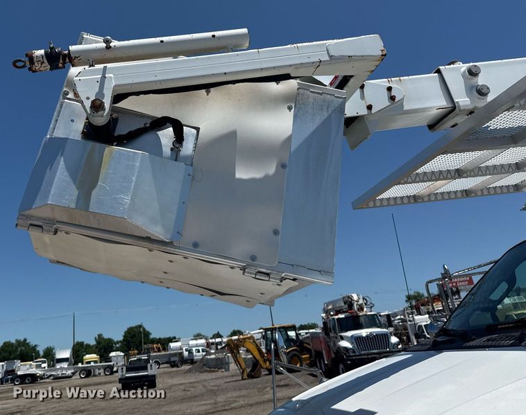image for item EG5937 2015 Ford F750 Super Duty cable placer bucket truck