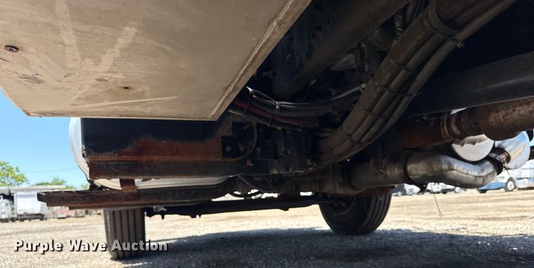 image for item EG5937 2015 Ford F750 Super Duty cable placer bucket truck