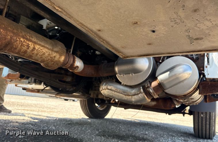 image for item EG5937 2015 Ford F750 Super Duty cable placer bucket truck