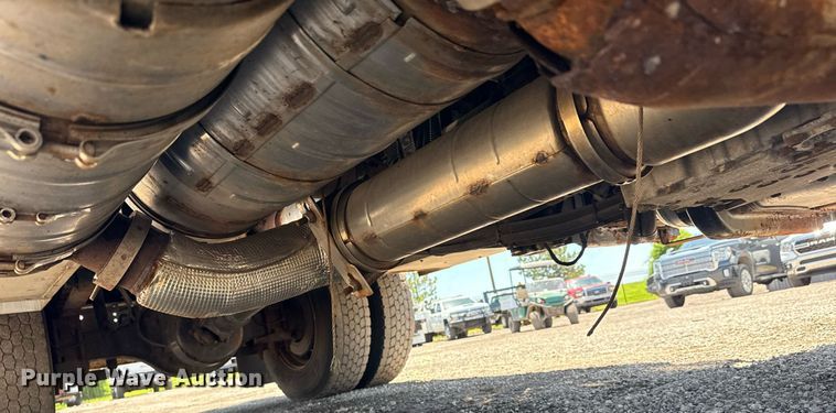 image for item EG5937 2015 Ford F750 Super Duty cable placer bucket truck