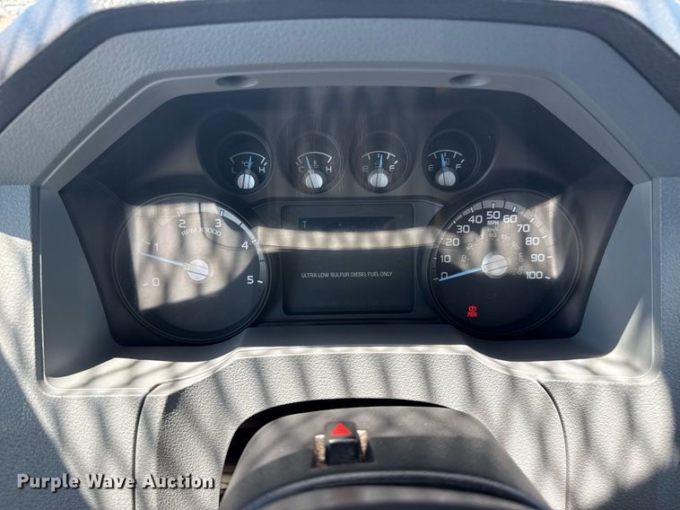 image for item EG5937 2015 Ford F750 Super Duty cable placer bucket truck