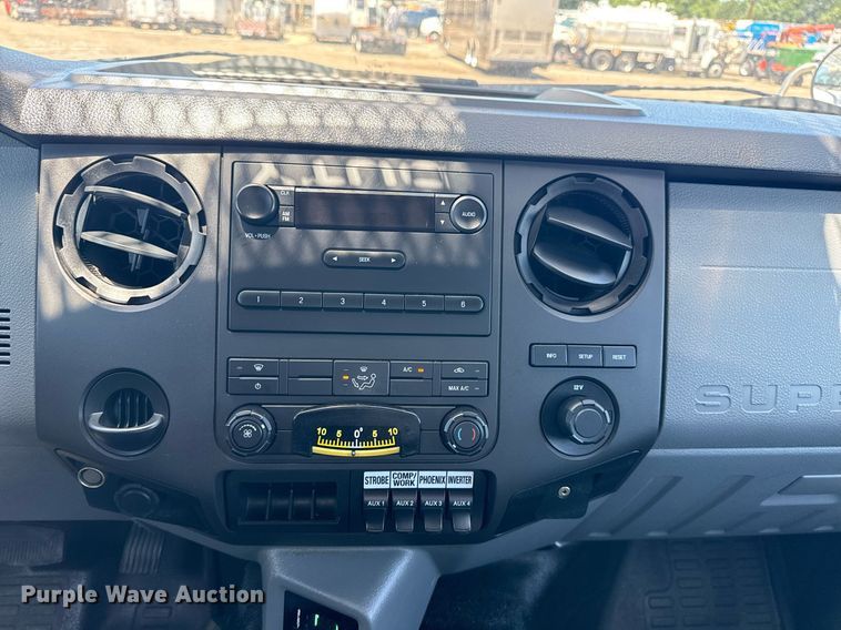 image for item EG5937 2015 Ford F750 Super Duty cable placer bucket truck