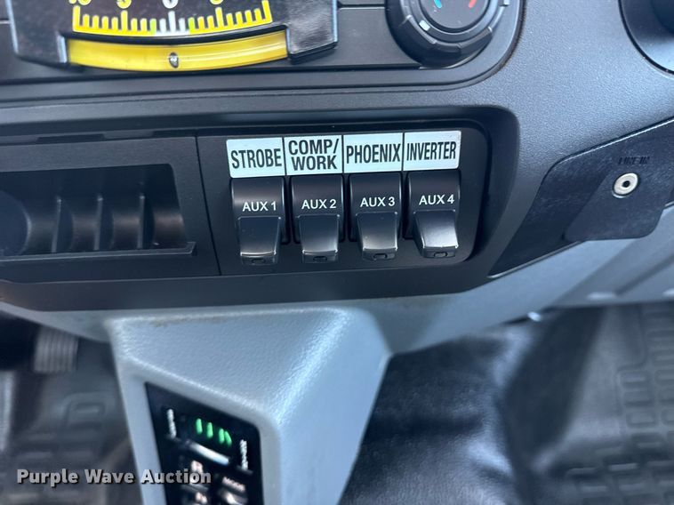 image for item EG5937 2015 Ford F750 Super Duty cable placer bucket truck