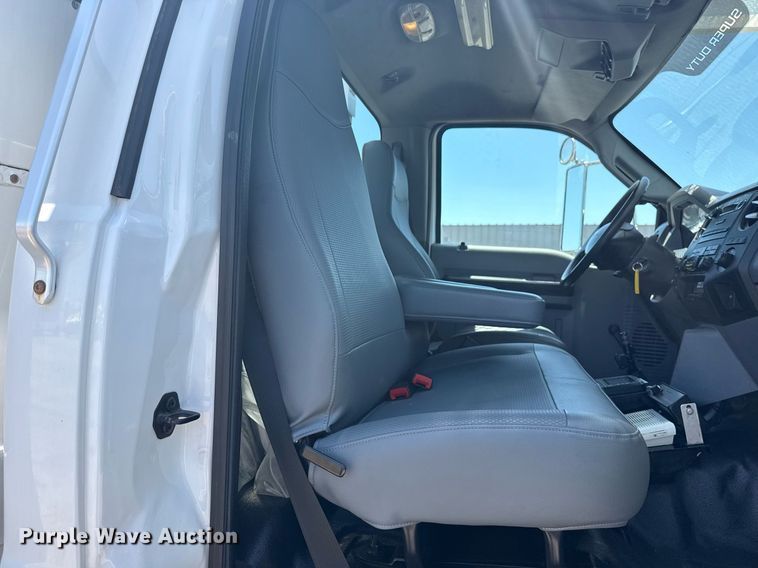 image for item EG5937 2015 Ford F750 Super Duty cable placer bucket truck