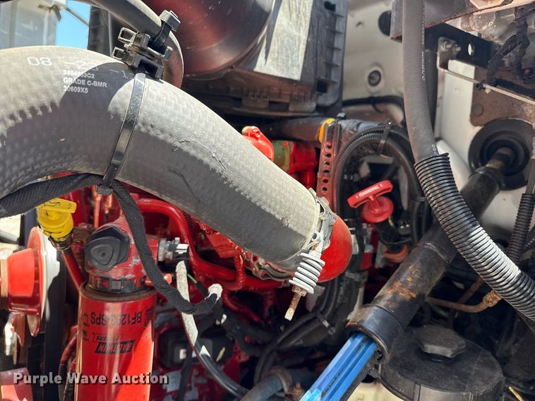 image for item EG5937 2015 Ford F750 Super Duty cable placer bucket truck