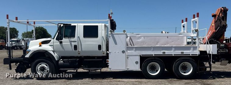 image for item EG5942 2009 International 7500 Crew Cab crane truck