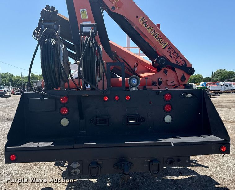 image for item EG5942 2009 International 7500 Crew Cab crane truck