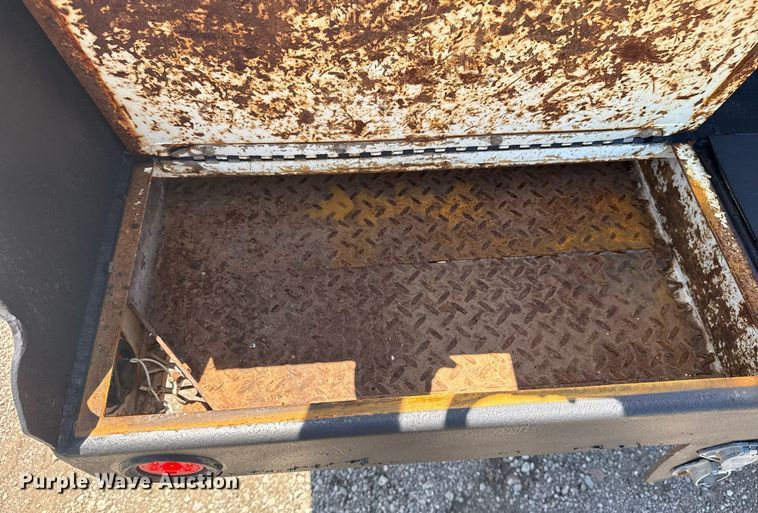 image for item EG5942 2009 International 7500 Crew Cab crane truck