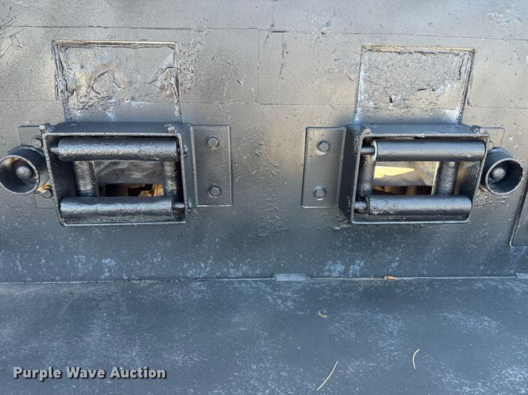 image for item EG5942 2009 International 7500 Crew Cab crane truck