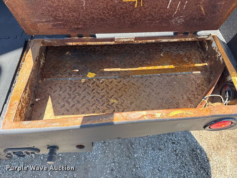 image for item EG5942 2009 International 7500 Crew Cab crane truck