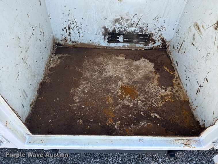 image for item EG5942 2009 International 7500 Crew Cab crane truck