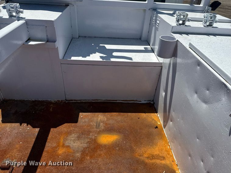 image for item EG5942 2009 International 7500 Crew Cab crane truck