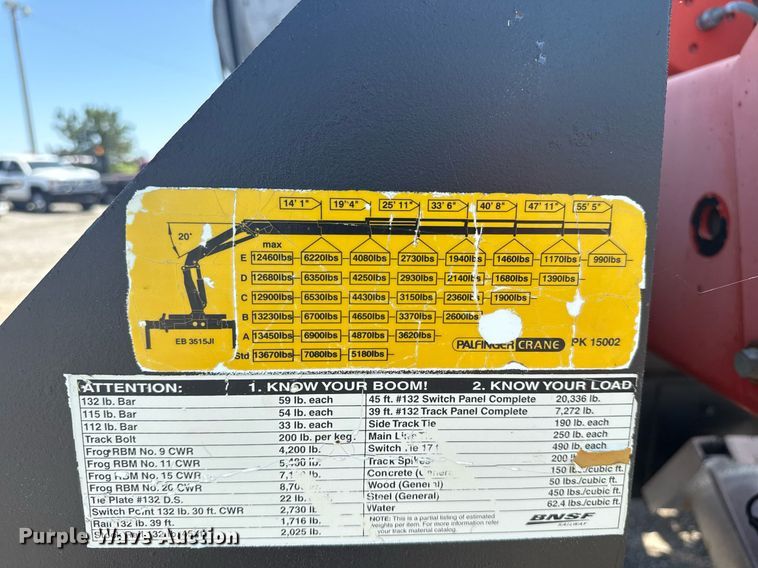 image for item EG5942 2009 International 7500 Crew Cab crane truck