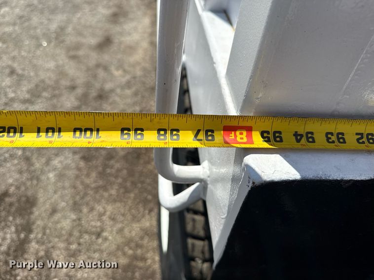 image for item EG5942 2009 International 7500 Crew Cab crane truck