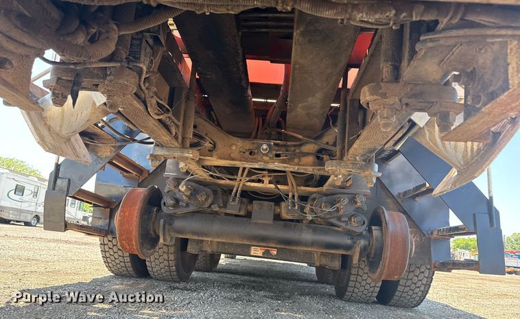 image for item EG5942 2009 International 7500 Crew Cab crane truck