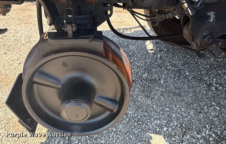 image for item EG5942 2009 International 7500 Crew Cab crane truck