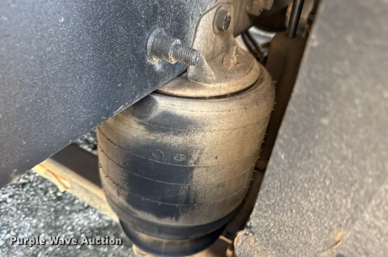 image for item EG5942 2009 International 7500 Crew Cab crane truck