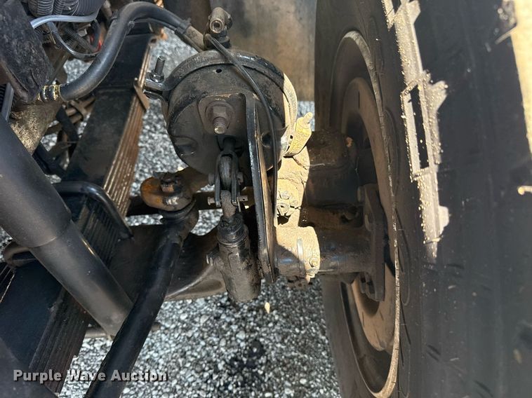 image for item EG5942 2009 International 7500 Crew Cab crane truck