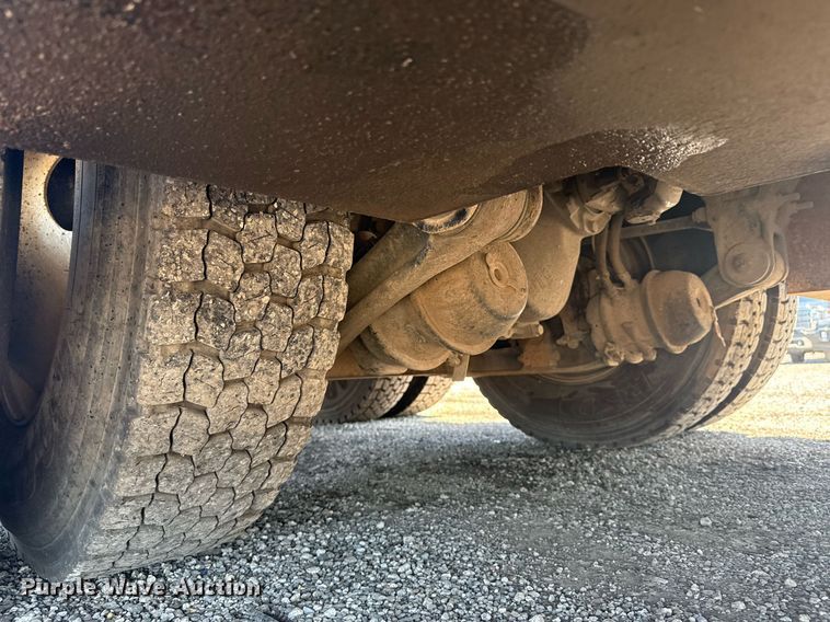 image for item EG5942 2009 International 7500 Crew Cab crane truck