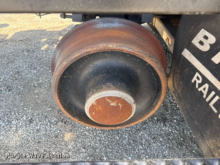 image for item EG5942 2009 International 7500 Crew Cab crane truck