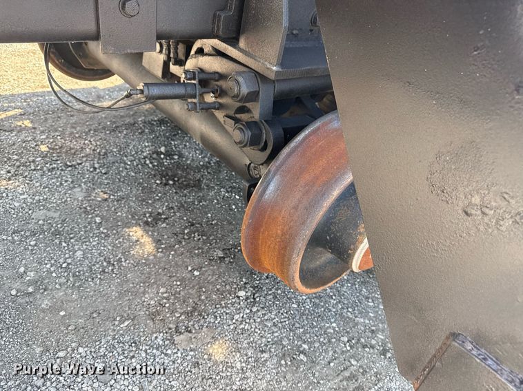 image for item EG5942 2009 International 7500 Crew Cab crane truck