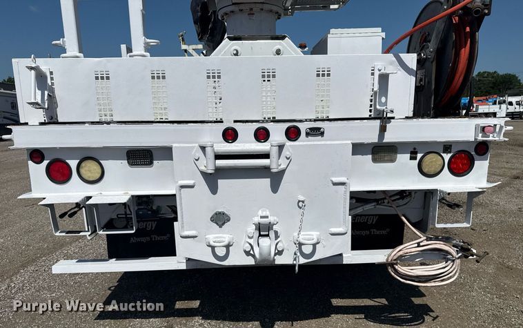 image for item EG5948 2013 Freightliner Business Class M2 digger derrick truck