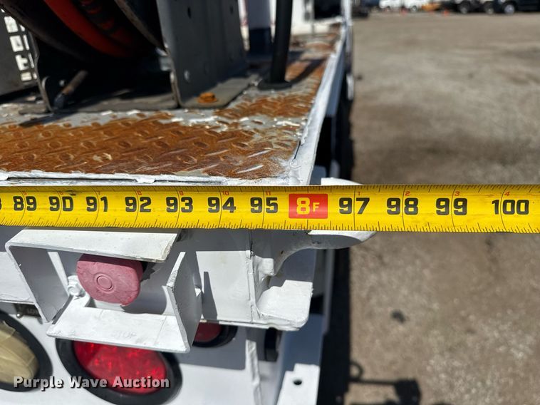 image for item EG5948 2013 Freightliner Business Class M2 digger derrick truck