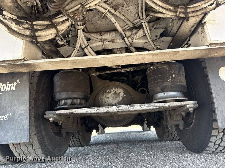 image for item EG5948 2013 Freightliner Business Class M2 digger derrick truck