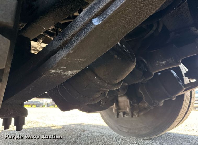 image for item EG5948 2013 Freightliner Business Class M2 digger derrick truck