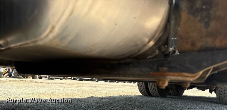 image for item EG5948 2013 Freightliner Business Class M2 digger derrick truck