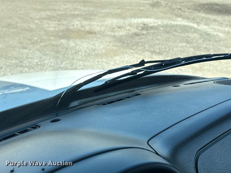 image for item EG5948 2013 Freightliner Business Class M2 digger derrick truck