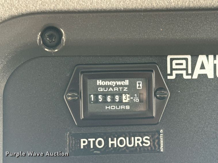 image for item EG5948 2013 Freightliner Business Class M2 digger derrick truck