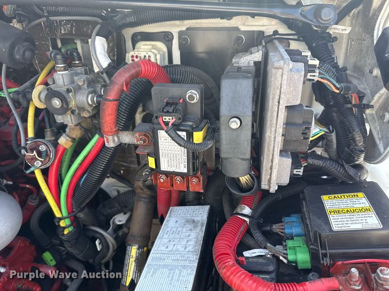 image for item EG5948 2013 Freightliner Business Class M2 digger derrick truck